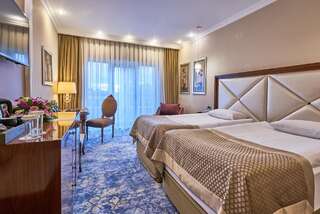 Отель Rixos President Astana Нур-Султан Номер «Премиум» с кроватью размера «king-size»-3